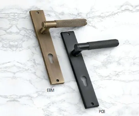 Knurled Handle