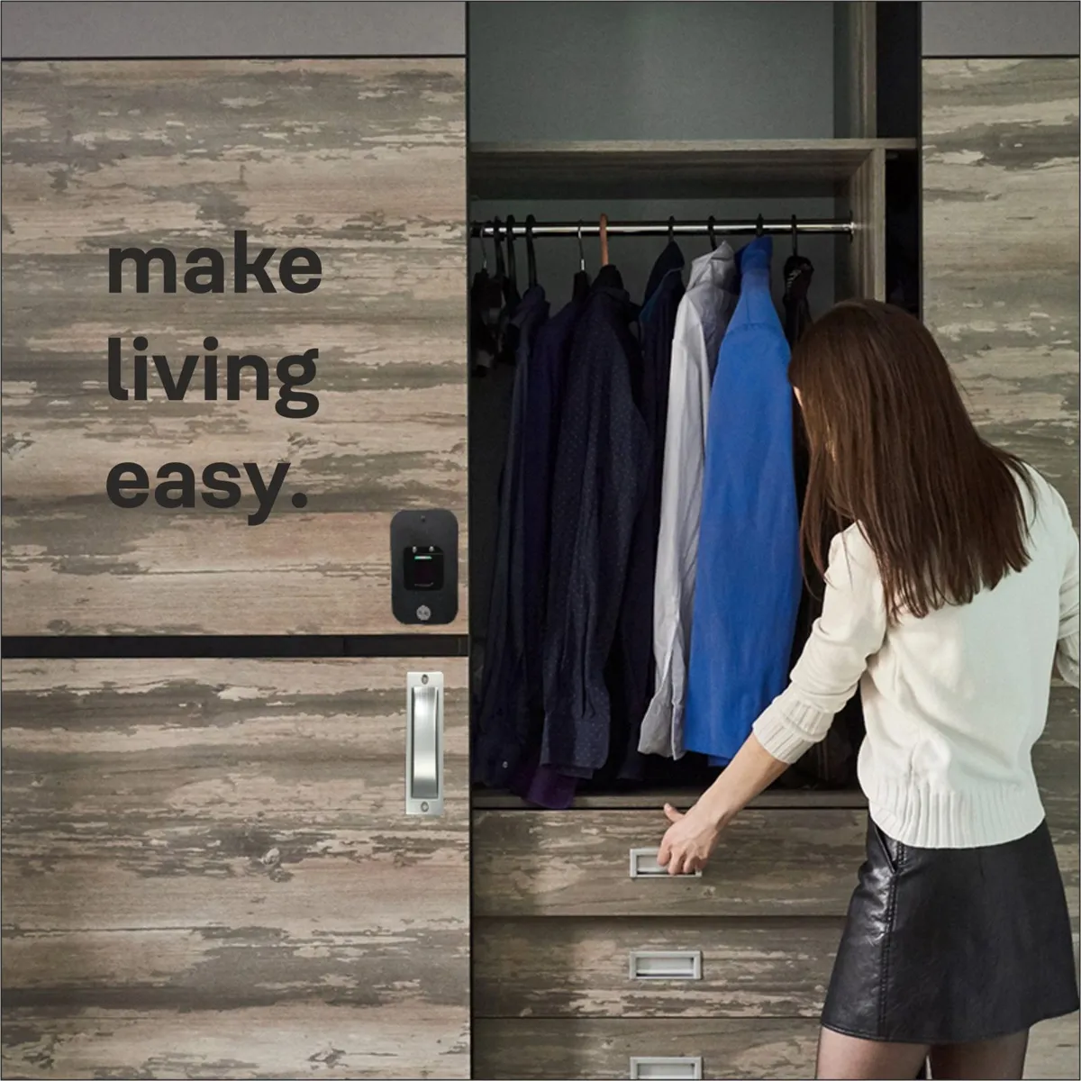 Yale Fingerprint Wardrobe Lock (Mounted) photo 4